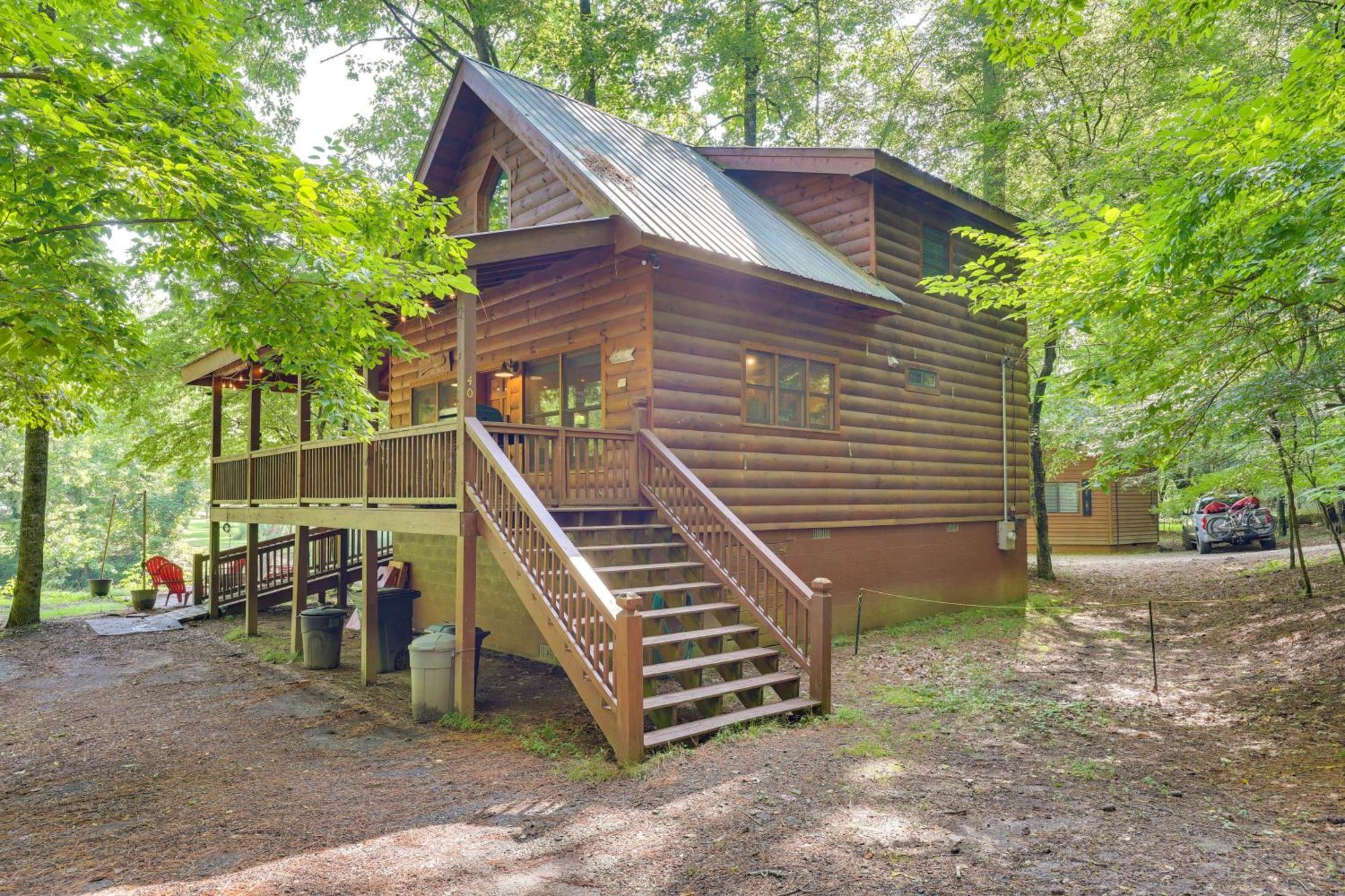 Riverfront Ellijay Cabin With Deck And Pool Access! Buitenkant foto